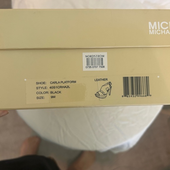 NWOT Michael Kors shoes - Picture 7 of 7
